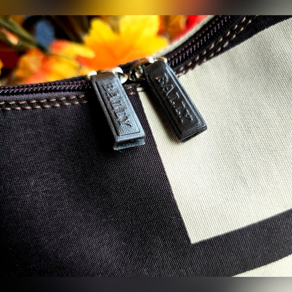 Bally Rare Canvas Abstract B-Logo Small Shoulder Handbag - Picture 11 of 15